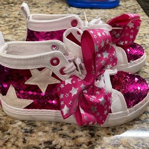 Girls Jojo Siwa sequence shoes.